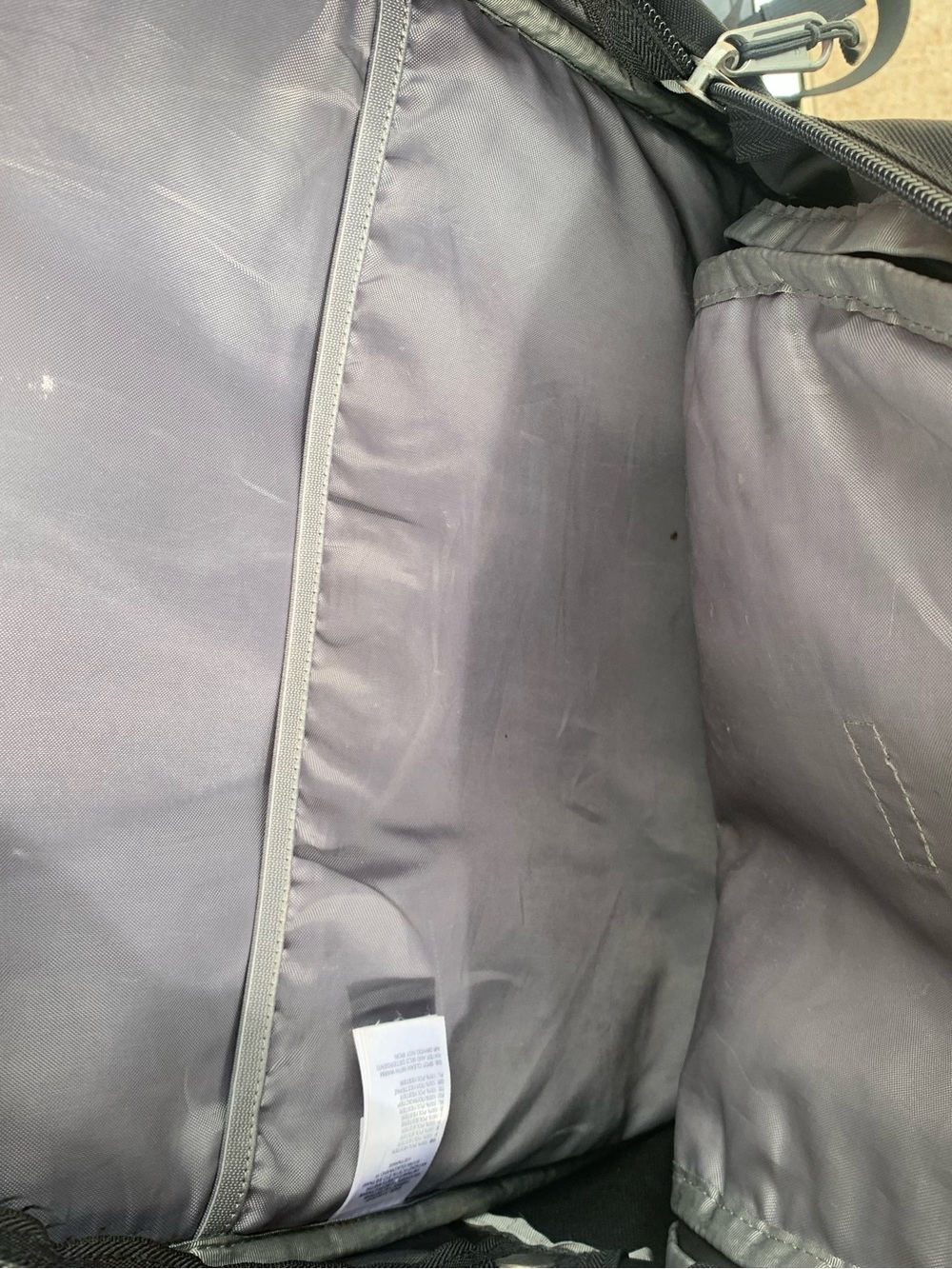 The North Face Black Vault Backpack - Picture 5 of 6